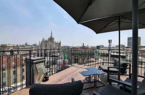 Photo 1 - Prestige Boutique Homes Aparthotel Piazza Duomo View