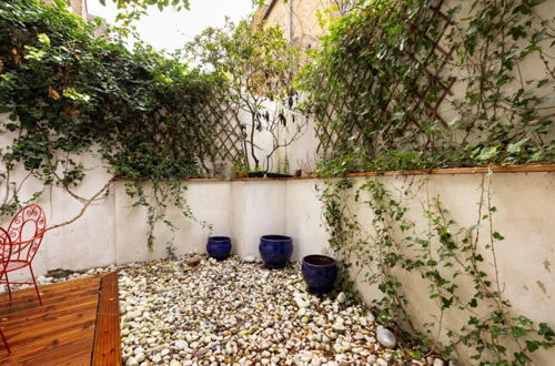 Photo 28 - The London Hideout - Glamorous 2bdr Flat With Garden