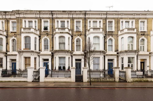 Photo 29 - The London Hideout - Glamorous 2bdr Flat With Garden