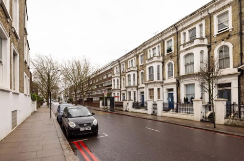 Photo 31 - The London Hideout - Glamorous 2bdr Flat With Garden