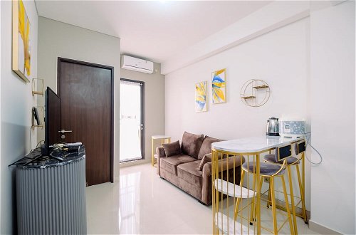 Photo 15 - Restful And Great Deal 2Br Transpark Cibubur Apartment