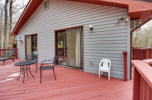 Photo 33 - Gouldsboro Cabin w/ Game Room - Near Lakes