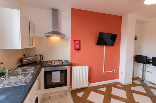 Photo 27 - Beautiful 1-bed Apartment in Gateshead