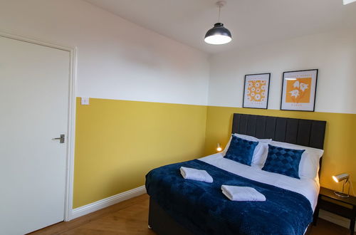 Photo 7 - Beautiful 1-bed Apartment in Gateshead