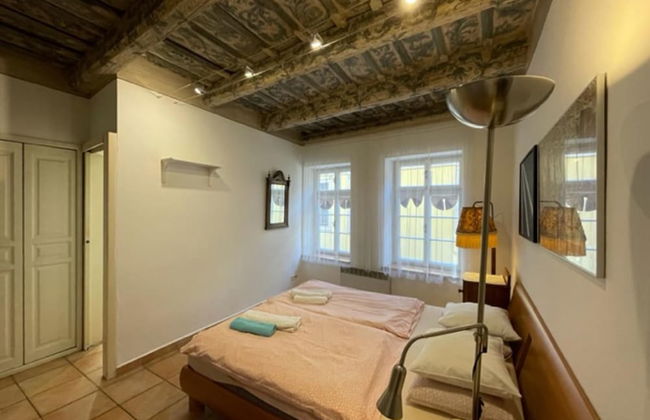 Historical Apartment With Balcony - Foto 2