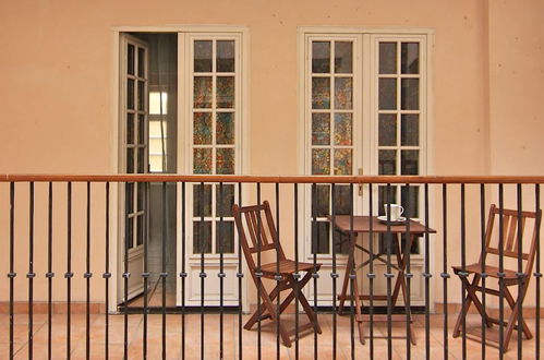 Photo 11 - Historical Apartment With Balcony