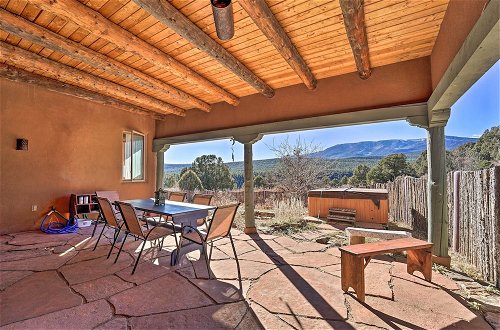 Foto 6 - Peaceful New Mexico Retreat w/ Panoramic Mtn Views