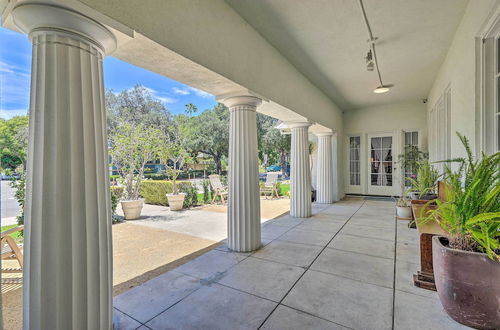 Photo 27 - Elegant, Historical Santa Ana Home w/ Gardens