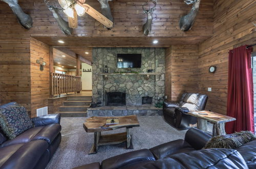 Photo 34 - Well-appointed Alto Cabin w/ Fire Pit & Pool Table
