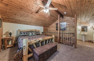 Photo 2 - Well-appointed Alto Cabin w/ Fire Pit & Pool Table
