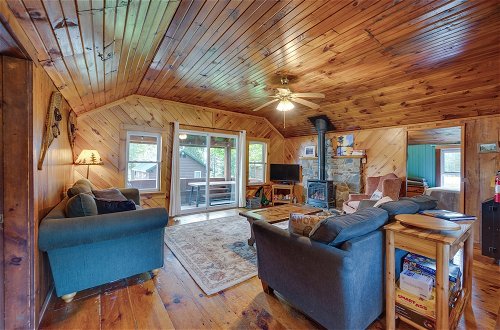 Foto 19 - Rustic Cabin Retreat on Rangeley Lake