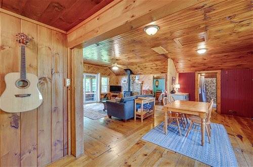 Foto 18 - Rustic Cabin Retreat on Rangeley Lake