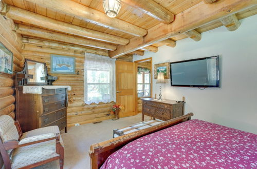 Photo 39 - Mountain Cabin w/ Pool at Flowing Springs Ranch