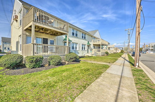 Foto 13 - Wildwood Crest Condo: 2 Blocks to Beach