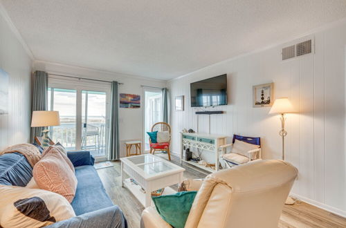 Photo 30 - Chic Condo w/ Ocean Views & Pool - Walk to Beach