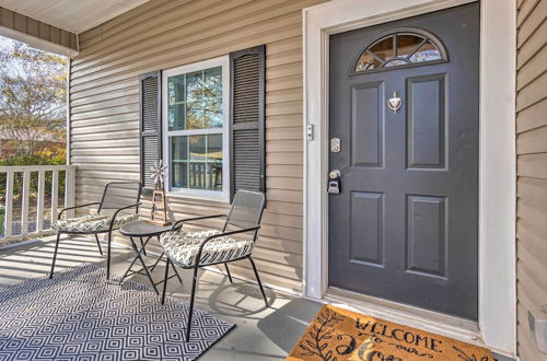 Photo 4 - Charming Huntsville Home w/ Deck