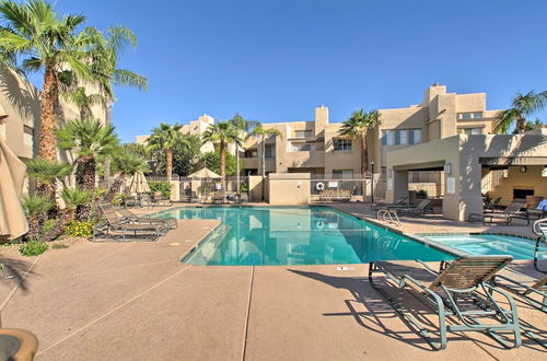 Foto 14 - Chic Scottsdale Condo: Private Patio & Shared Pool