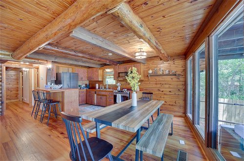 Foto 21 - Modern Fairland Log Cabin w/ Lake Access