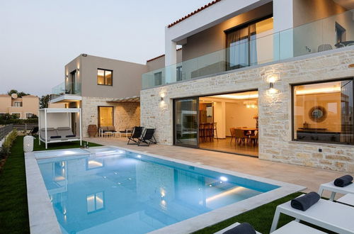 Foto 1 - Dodici Luxury Villa - With Heated Pool