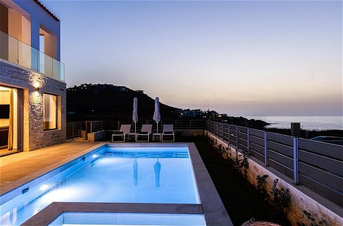Foto 15 - Dodici Luxury Villa - With Heated Pool