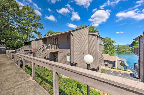 Foto 16 - Fantastic Hot Springs Condo: Hot Tub Access