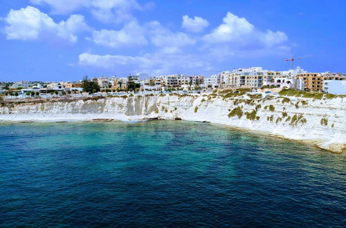 Foto 19 - Exceptional Sunlit Apart Marsaskala Bay