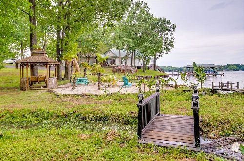 Foto 10 - Cross Hill Lake House Rental w/ Panoramic Views