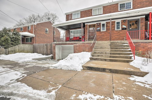 Photo 3 - Pittsburgh Townhome ~ 5 Miles to Market Square