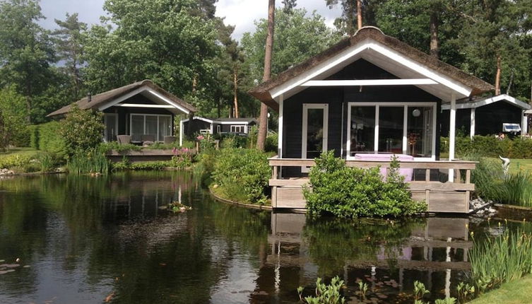 Foto 1 - House on Water, Surrounded by Nature