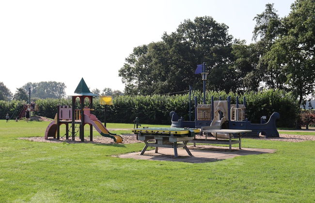 Chalet in Netherlands With Pool & Playground - Foto 21