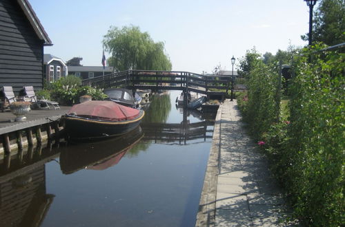 Foto 14 - Holiday Home With Terrace in Giethoorn