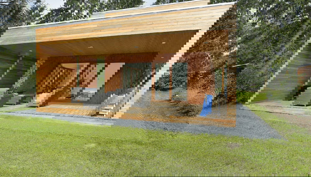 Bright & Airy Forest Cabin - Foto 1