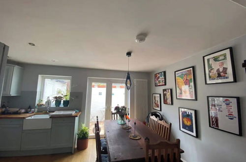 Photo 8 - Spacious & Central 2BD House - Brighton