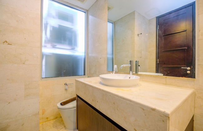 Comfort Stay 2Br At Masterpiece Apartment - Photo 22