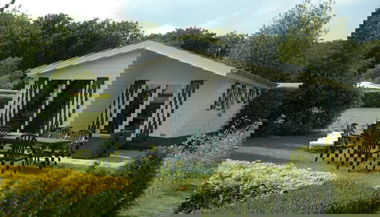 Foto 1 - Chalet in Netherlands With Pool & Playground