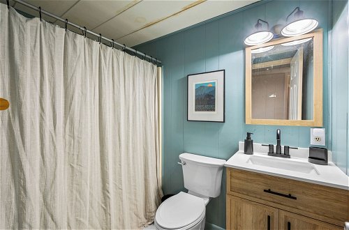 Foto 50 - Sugar Bear Cabin with Hot Tub