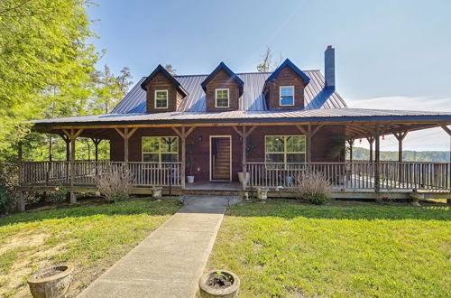 Photo 1 - Idyllic Beattyville Cabin Rental w/ Stunning Views