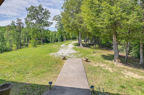 Photo 16 - Idyllic Beattyville Cabin Rental w/ Stunning Views