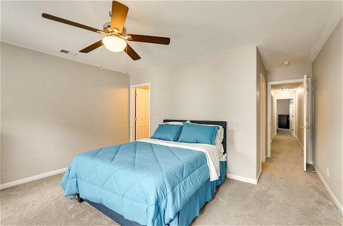 Photo 20 - Charming North Charleston Townhome - Pets Welcome