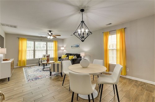 Photo 22 - Charming North Charleston Townhome - Pets Welcome