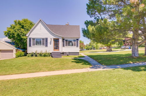 Photo 10 - Hyde Park Home w/ Fire Pit: Near Hiking Trails