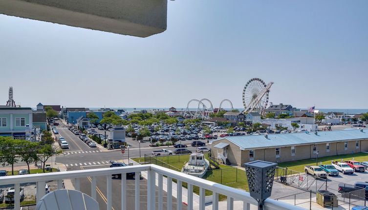 Foto 1 - End-unit Ocean City Condo w/ Panoramic Views