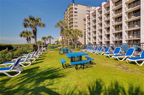 Foto 19 - Grande Shores Resort Condo w/ Pools: Walk to Beach