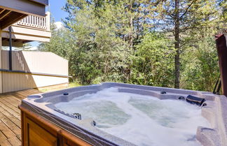 Foto 1 - Cozy Colorado Retreat w/ Hot Tub: Walk to Skiing