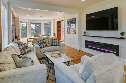 Photo 8 - Contemporary Cohoes Retreat w/ Electric Fireplace