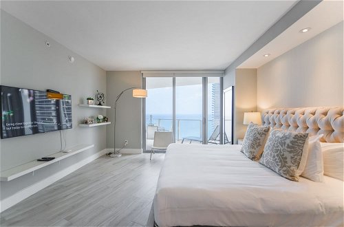Foto 3 - Oceanfront Luxury Condo, Hollywood