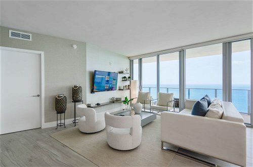 Foto 16 - Oceanfront Luxury Condo, Hollywood