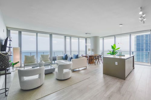 Foto 13 - Oceanfront Luxury Condo, Hollywood