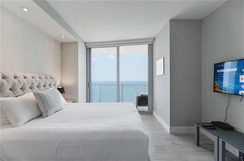 Foto 9 - Oceanfront Luxury Condo, Hollywood