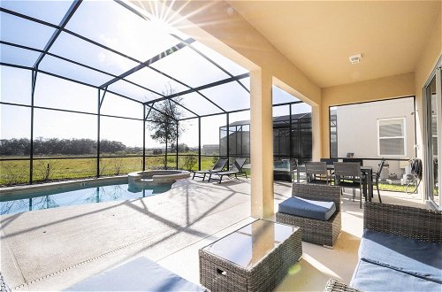 Foto 24 - 12bdrm 11 5Ba Villa With Pool at Solterra Resort